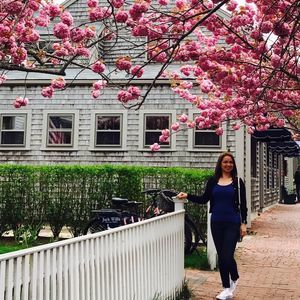 Meet your Posher, Chel